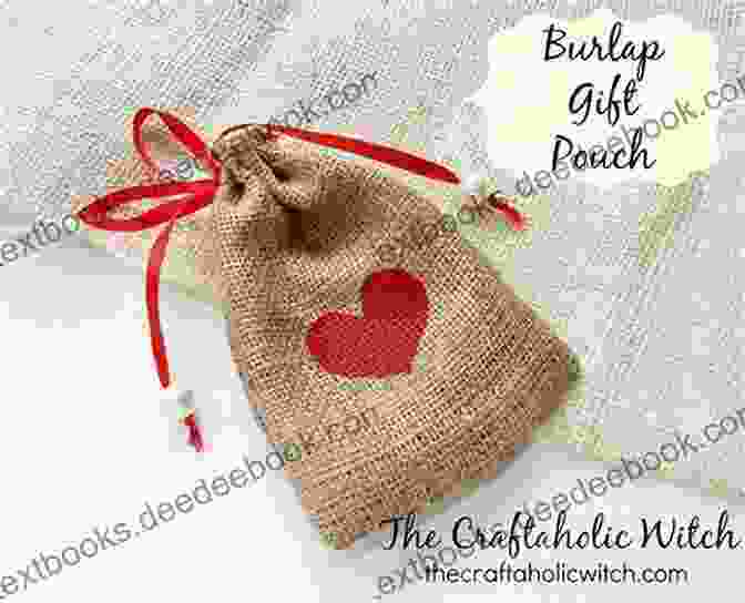 Simple Burlap Sack Wrap Lunch Bags : 25 Handmade Sacks Wraps To Sew Today (Design Collective)